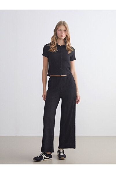 LC Waikiki Μαύρο γυναικείο παντελόνι με ελαστική μέση