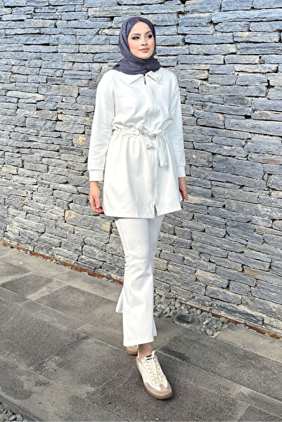 Ovn. Costum sport cu talie ajustabilă - Ecru