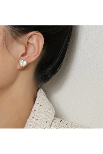 TChic Ecru Heart Shaped Clip-On Earrings