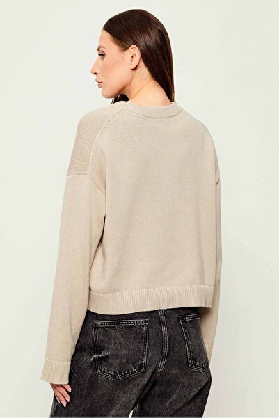 Calvin Klein Kadın Bisiklet Yaka Regular Fit Kısa Kazak - Bej