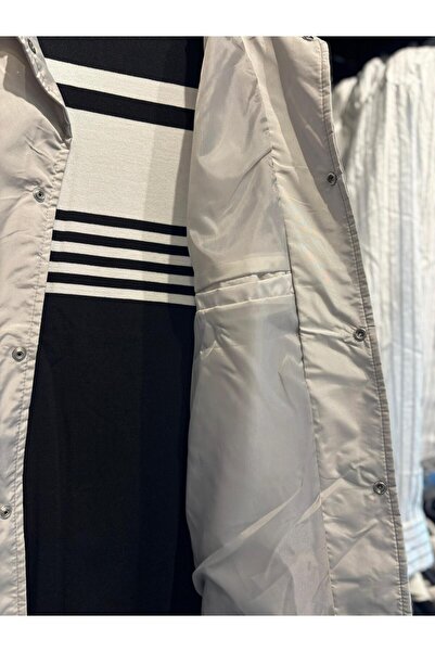 Q45collection Plus Size Slim Seasonal Jacket Raincoat