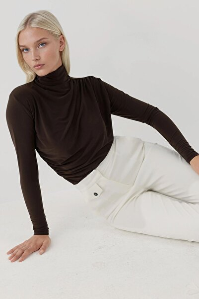 Hiccup Πλεκτό μπλουζάκι με ψηλό γιακά με μακρύ μανίκι με απαλή υφή