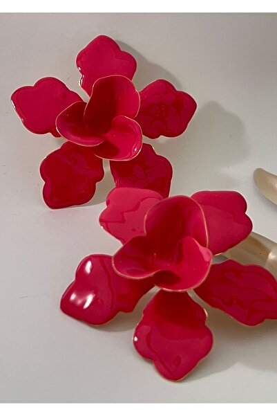 Goche Fuchsia Enamel Flower Design Earrings - Energetic and Stylish