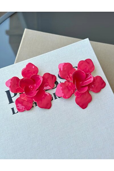 Goche Fuchsia Enamel Flower Design Earrings - Energetic and Stylish