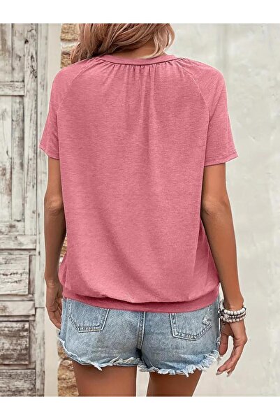 Moda Ebrar Γυναικεία κοντομάνικη μπλούζα βισκόζης με λαιμόκοψη με λεπτομέρεια