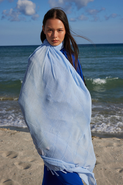 FENZA SCARF شال قطني مزين بشراشيب زرقاء من ليليوم بيبي