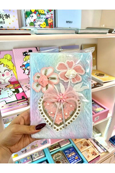 Wisevelya Feather Heart Detailed Notebook