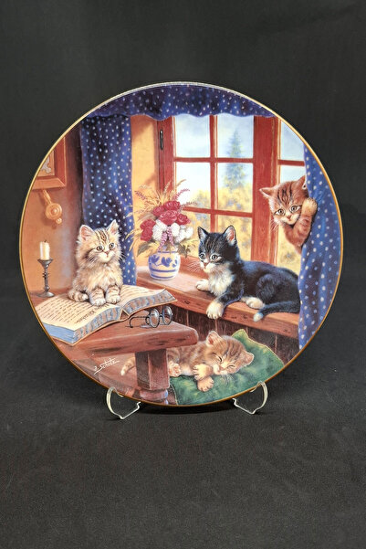 KAHLA Nurantik Window Sill Cats Wall Plate Red 19 cm