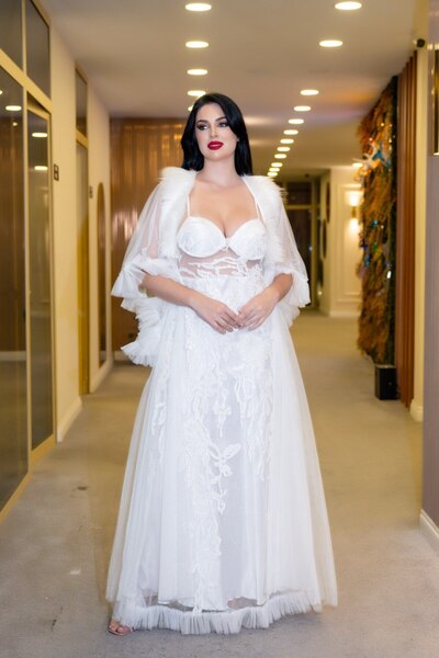 Lama Lingerie 2-Piece Satin Feather Lace Bridal Robe