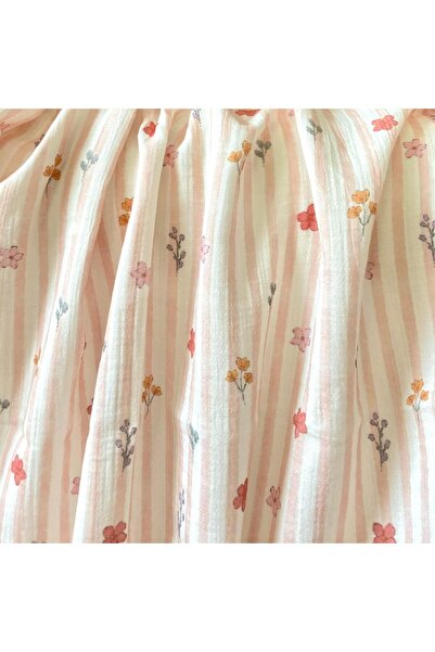 Zezig Grace - Pink Muslin Blanket