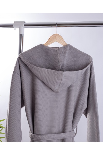 Enaq hooded bathrobe
