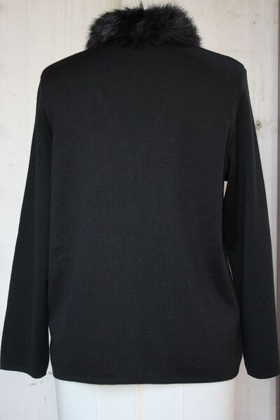 trikobis Wool Knitwear Cardigan with Fur Collar Detail