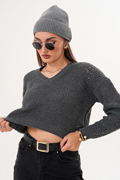 ŞİMAL Women's V-Neck Sleeves Patterned Knitwear Knitted Sweater 255111 -