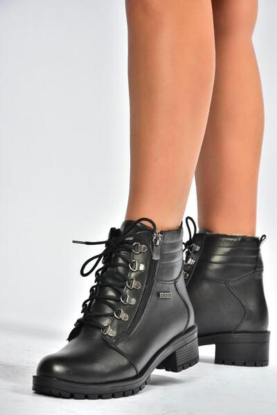 Fox Shoes V555085503 Siyah Hakiki Deri Comfort Ortopedik Taban Kadın Bot