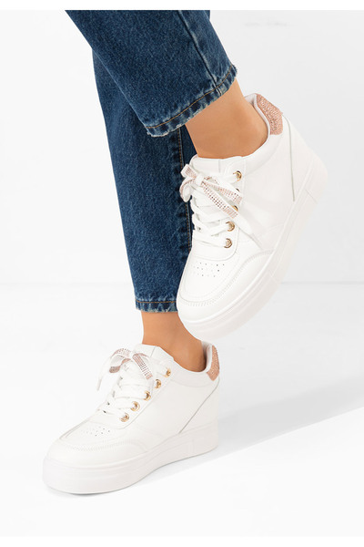 B T Shoes Bílé dámské tenisky na klínku Grivina V2