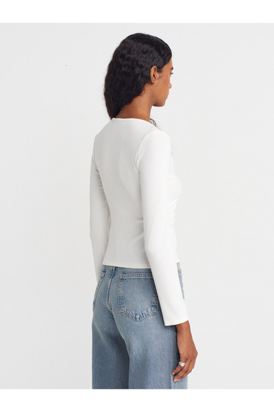 Dilvin 31548 Button Detailed Gathered Top-Ecru