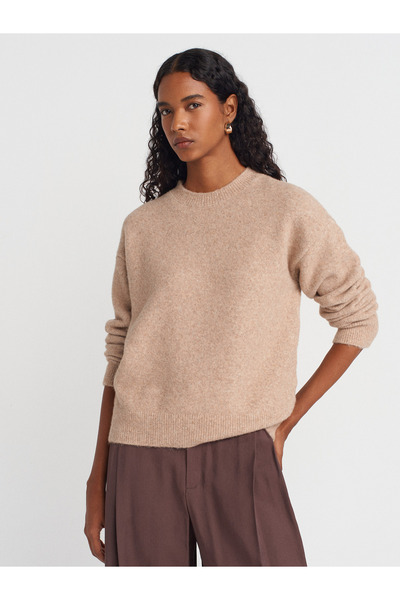 Dilvin 10640 Pulover tricotat cu textura moale cu gât rotund - Bej Mel.