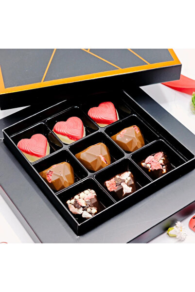 Liva Shop Sevgililer Günü Delux Kalp Çikolata 9 Adet