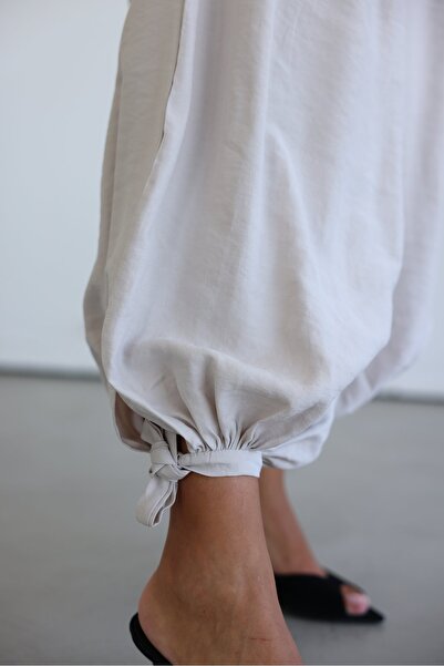 Özge Özgenç Elastic waist and leg shalwar pants