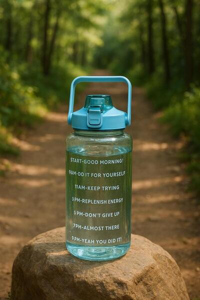 YzHome Luxury Colored Acrylic Water Bottle Motivation Model 2 Liters
