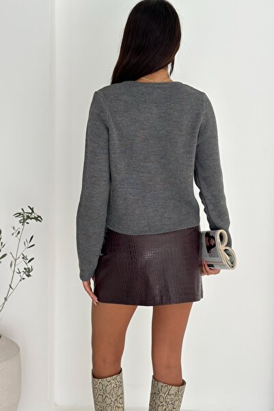 FEMELLE Gray Basic Gold Button Cardigan - Standard Size