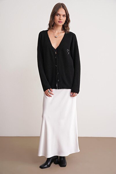Mixray 6953 Women's Oversize Wool Blend Premium Heart Embroidered Cardigan Black
