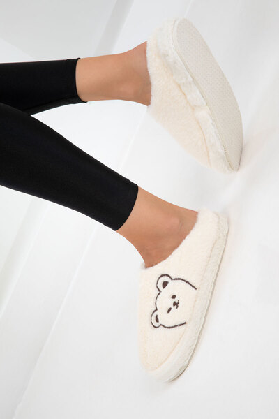 SOHO Beige Women's House Slippers 20870