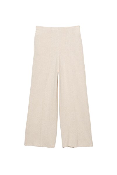 Pull & Bear Yumuşak dokunuşlu geniş paça pantolon