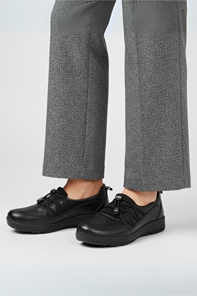 İskarpin Femi 2501 Дамски кожени обувки