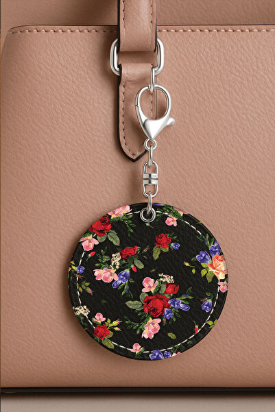 Cekuonline إكسسوار حقيبة أسود مزين بتفاصيل جلدية منقوشة ومطرزة - حديقتي الخلفية