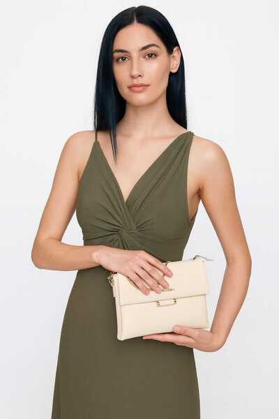 STOKS SHOES STORE Women's Soft Leather Chain Detailed Stylish Elegant Hand & Shoulder Bag with Crossbody Strap