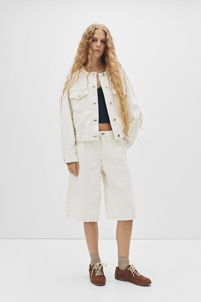 Pull & Bear Doku detaylı beyaz jorts