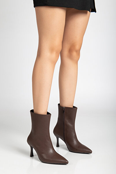 Entella Store Sivri Burun İnce Topuk Acı Kahve BOT