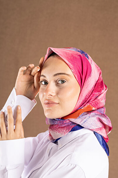 Akel Decode Scarf Pastel Pattern