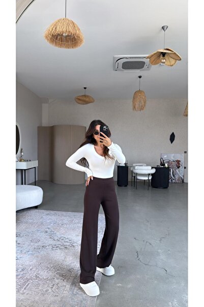 Buket Teke بدلة رياضية بني اللون من مودال بتصميم فضفاض واسع الساقين