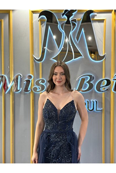 MissBetül Askılı Tül Kuyruklu Full Taşlı Abiye Nişan Elbisesi