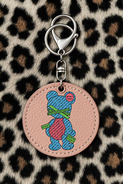 Cekuonline سلسلة مفاتيح جلدية قابلة للتجميع مع نقش مطبوع بتصميم مرح، لون وردي فاتح: تيدي