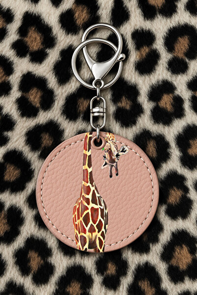 Cekuonline سلسلة مفاتيح جلدية قابلة للتجميع مع نقش مطبوع بتصميم مرح، لون وردي فاتح مع خطاف: زرافة