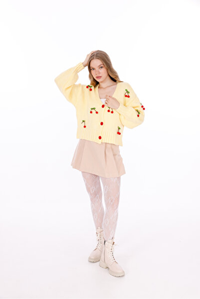 hakimoda Cherry Detail Cardigan