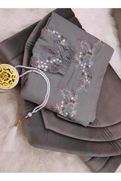 Gerenic Gerinac set of two prayer rugs with cover, beads and incense burner