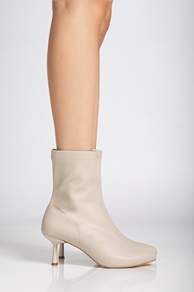 moun shoes Kadın Bej Streç Bilekli Orta Boy Topuklu Bot