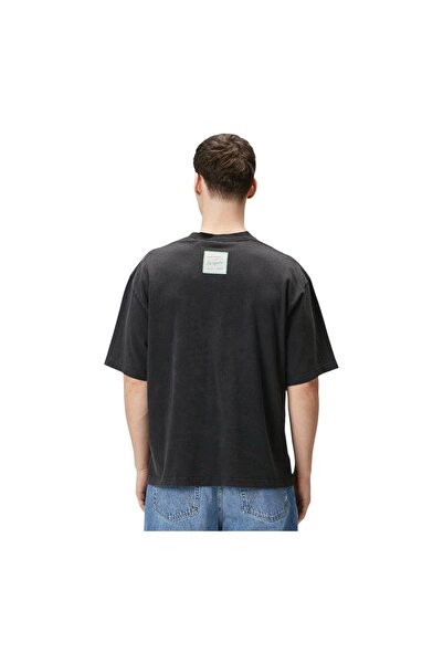 Axel Arigato 100% Organic Cotton Logo-Patch Men's T-Shirt