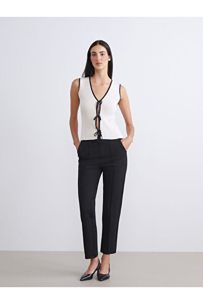 LC Waikiki Ecru V-Neck Women's Knitwear Vest