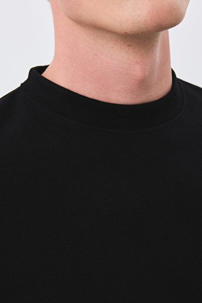 Trendiz Men's Slim Fit Cotton Thessaloniki Fabric Crew Neck Sweatshirt Black