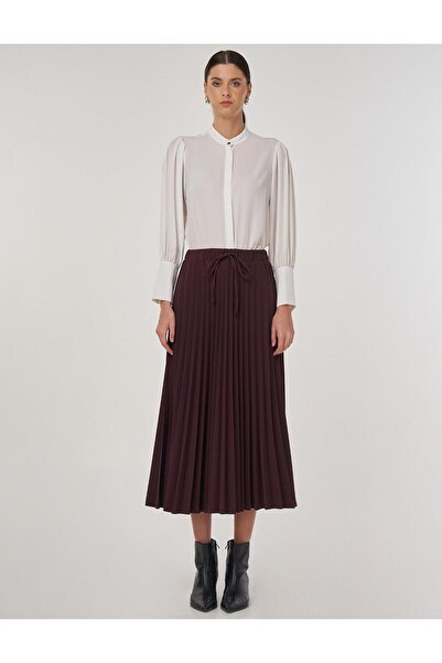 KYR Lace-Up Pleated Skirt Dark Burgundy