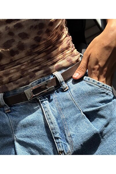 LİA KEMER حزام كلاسيكي بإبزيم فضي مسطح