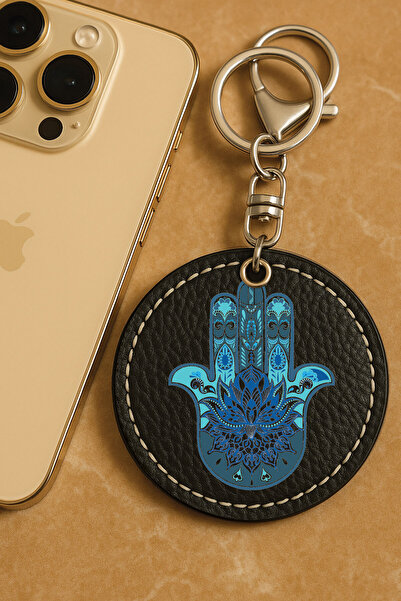 Cekuonline سلسلة مفاتيح معدنية مطبوعة بنمط جلد صناعي من الدرجة الأولى مقاس 6×6 سم باللون الأسود - بادما