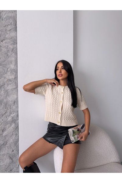 Lovely butik Women's Hair Braided Gold Buttoned Short Sleeve Knit Cardigan