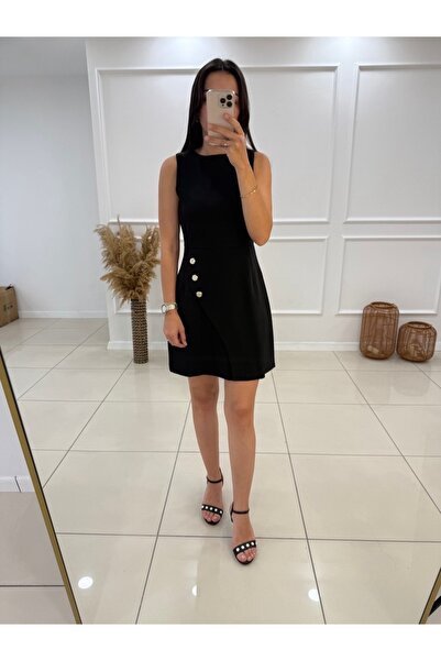 Butik Düğmeli Elbise