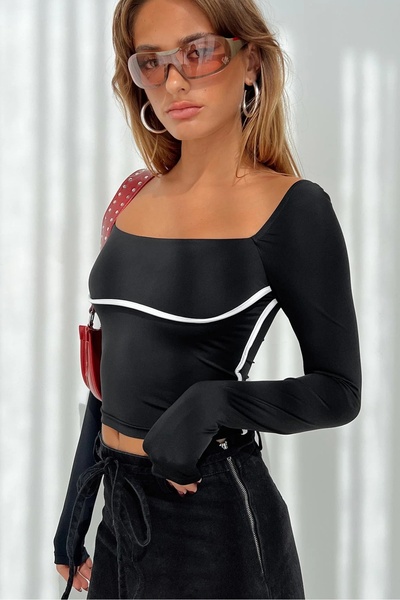 World Fashion Trends 4057 بلوزة بأكمام طويلة وتفاصيل متباينة